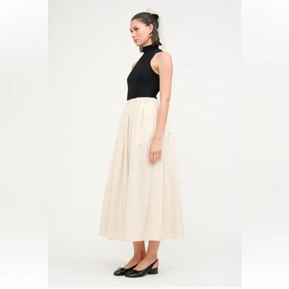 Love the Label Black turtleneck dress with off white skirt size small w pockets - Picture 3 of 5